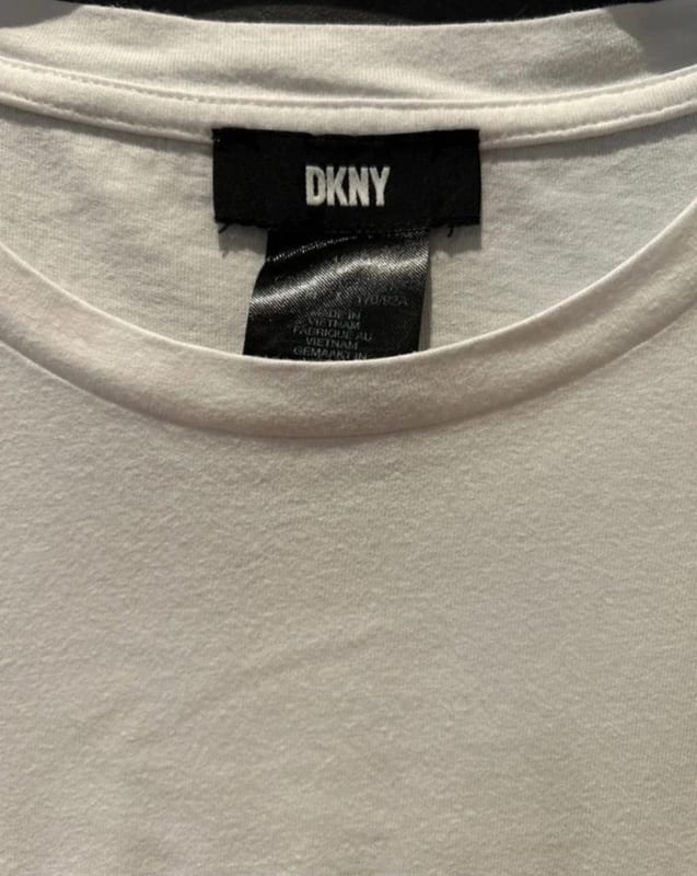 Damen Tolles TShirt Oberteil von DKNY weiß – Größe 38 – Bild 4 von 6