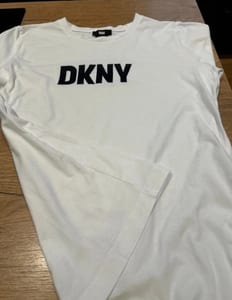 Damen Tolles TShirt Oberteil von DKNY weiß – Größe 38 – Bild 2 von 6