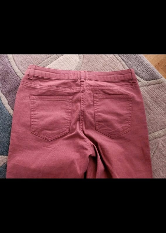 Damenhose Altrosa Slim Fit mit Reißverschluss am Saum Modern Jeans Hose ca Gr.34 – Bild 4 von 6