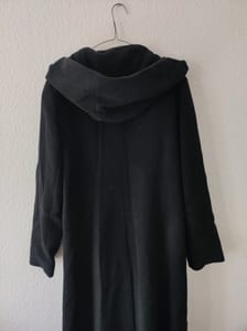 Damen Langer schwarzer Wollmantel mit Kapuze – Größe 42 – Bild 2 von 6