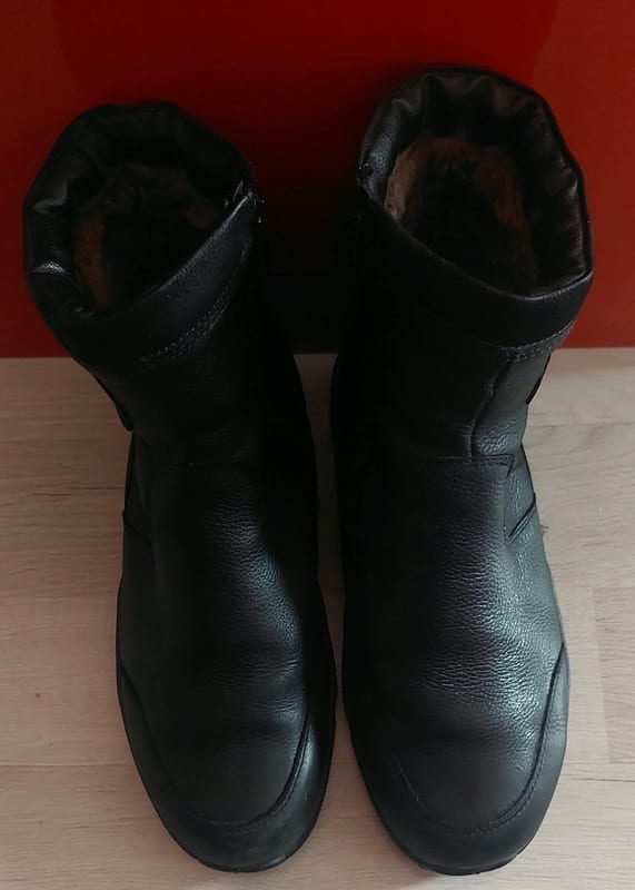 Jomos Aircomfort Winterstiefel / Herrenschuhe (warm gefüttert) Gr. 43 Wie neu – Schwarz