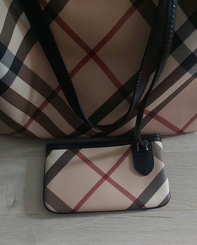 Damen NEU: Große Shopper Tasche im Karo-Design mit kleiner Pouch / Innentasche – Beige/Schwarz/Weiß – Bild 2 von 3