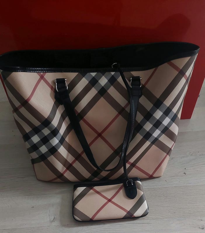Damen NEU: Große Shopper Tasche im Karo-Design mit kleiner Pouch / Innentasche – Beige/Schwarz/Weiß – Bild 3 von 3
