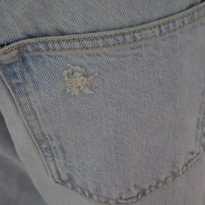 Zara Damen Denim destroyed Look Jeans helle Waschnung neu mit Etikett S/36 Five Pocket – Größe 36 – Blau – Bild 7 von 11