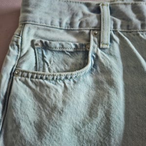 Zara Damen Denim destroyed Look Jeans helle Waschnung neu mit Etikett S/36 Five Pocket – Größe 36 – Blau – Bild 11 von 11