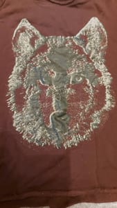 Damen Langarmshirt mit Wolfsmotiv – Größe M – Rot – Bild 2 von 2