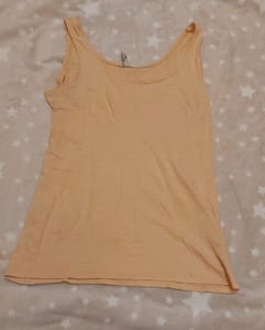 Damen Top in Pfirsich, ärmellos, schlichter Schnitt – Größe M