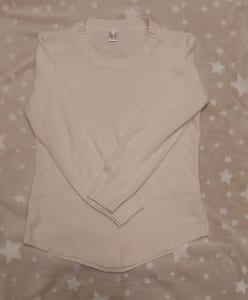 Damen weißer Strickpullover mit Rundhalsausschnitt – Größe L