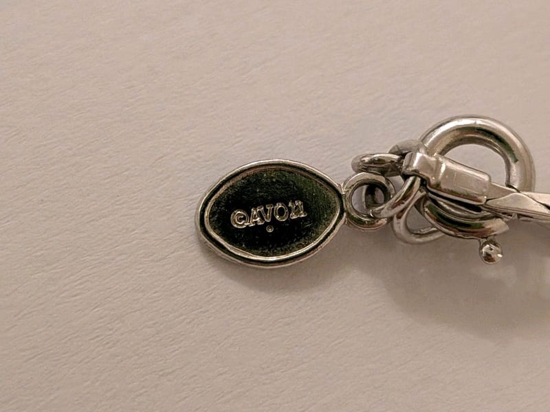 Damen Vintage Avon Silberne Halskette mit Quaste – Lariat-Stil – Bild 5 von 5