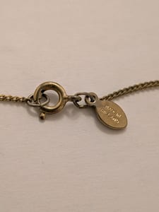 Damen Vintage Avon Feine Halskette mit drei dunklen Steinen – Goldfarben – Bild 4 von 5
