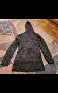 Damen Grau melierter Strickpullover mit Kapuze und Zopfmuster Clockhouse Gr. S – Bild 5 von 5
