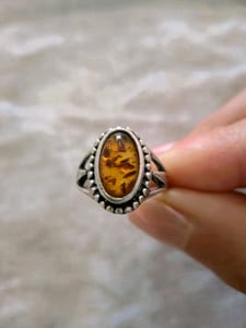 Vintage Damen Silberring mit ovalem Bernstein-Stein – Größe 51 – Bild 2 von 5