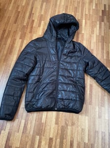 Gesteppte Damenjacke mit Kapuze – schwarz – Größe 38 – Bild 7 von 10