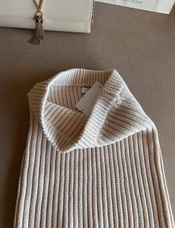 Damen Schöner Grobstrickrock Beige Neu – Größe 36 – Bild 2 von 8