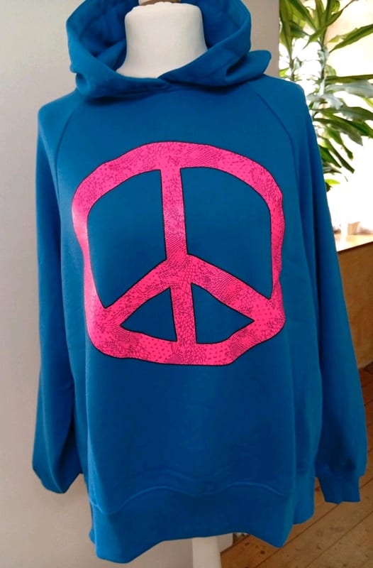 Damen Oversize Hoodie mit Peace-Zeichen in Pink – Größe 46 – Blau/Rosa