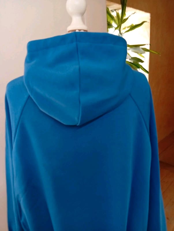 Damen Oversize Hoodie mit Peace-Zeichen in Pink – Größe 46 – Blau/Rosa – Bild 2 von 2