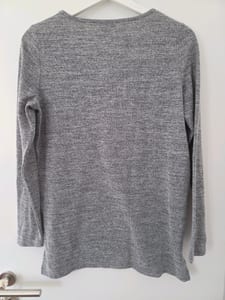 Damen Feinstrick Pullover Grau Melliert mit V-Ausschnitt – Größe XS – Bild 5 von 5
