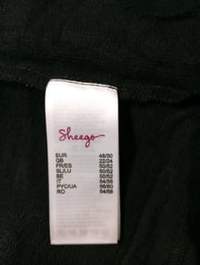 Damen Schwarzer Hoodie mit Tigermotiv und Tigerprint-Kapuze 48/50 – Größe 48 – Bild 3 von 4