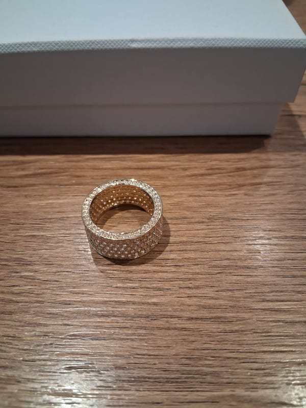 Damen Wunderschöner Pavè Ring goldfarben – Größe 57 – Bild 4 von 9