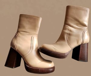 Damen Beige Stiefeletten mit Plateau und Holzabsatz Catwalk beige Gr. 36