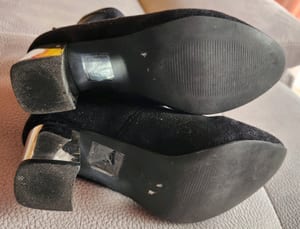 Damen Schwarze Stiefeletten mit Blockabsatz in Metallic-Optik BodyFlirt Gr. 37 – Bild 5 von 5