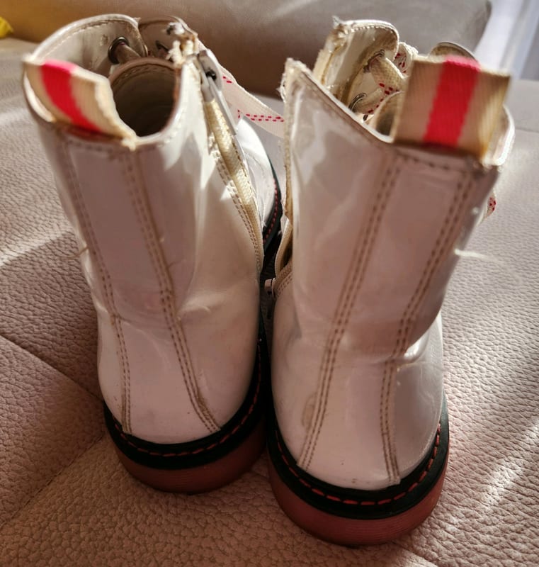 Weiße Lackstiefeletten mit rosa Sohle Mädchen Gr. 36 Catwalk – Bild 5 von 6