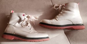 Weiße Lackstiefeletten mit rosa Sohle Mädchen Gr. 36 Catwalk – Bild 2 von 6