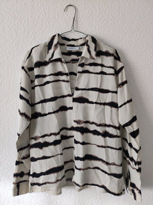 Damen Langarm-Bluse mit Streifenmuster in Beige und Schwarz – Größe S – Bild 3 von 5