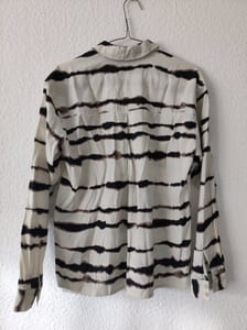 Damen Langarm-Bluse mit Streifenmuster in Beige und Schwarz – Größe S – Bild 5 von 5