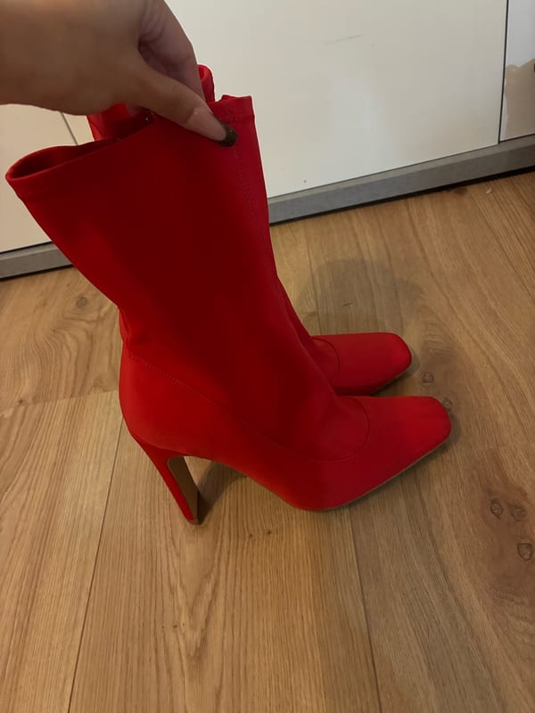 Damen Rote Stiefeletten mit Stretch-Schaft und Stiletto-Absatz – Größe 40 – Bild 2 von 2