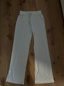 Damen Weite Jogginghose mit Kordelzug – Hellgrau – Größe S – Beige
