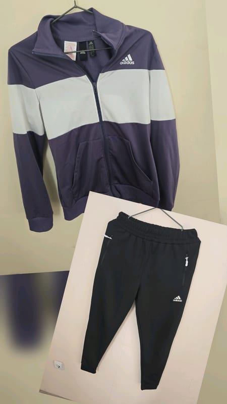 Mädchen Trainingsjacke lila-weiß mit Reißverschluss – Sportbekleidung – Größe 164 – Schwarz