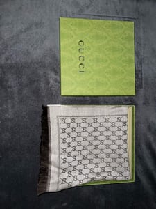Gucci Schal Neu Damen braun – Bild 2 von 8