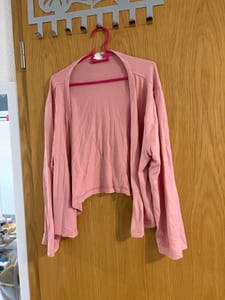 Damen Grauer Strick-Cardigan, offene Front, langarm – Größe S – Bild 2 von 2