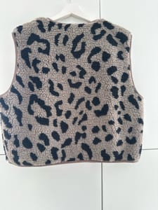 leo Teddy Weste Damen taupe schwarz – Einheitsgröße – Bild 3 von 3