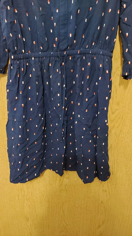 Damen Marineblaues Kleid mit kleinen Punkten, 3/4-Arm – Größe M – Bild 2 von 2