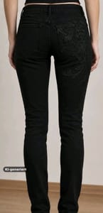 Damen Schwarze Jeans mit schwarzer Stickerei an der Gesäßtasche – Größe 36