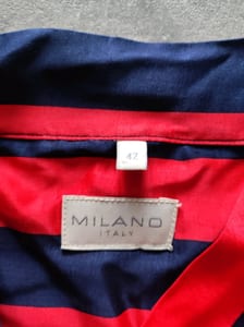 Damenbluse mit Schluppe, rot-blau gestreift, glänzend – Größe 42 – Bild 4 von 5