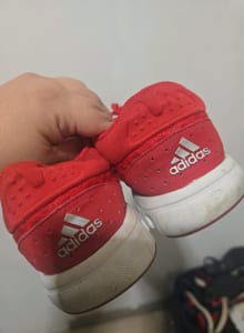 Herren Rote Sneaker mit grauen Streifen – Schuhe – Größe 41,5 – Bild 4 von 7