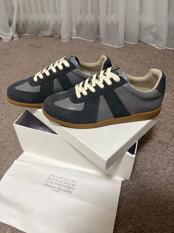 Dunkelgraue Herrenschuhe – Größe 42 – Bild 2 von 6