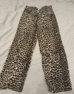 Damen Jeans Hose Leoparden Look – Größe 36 – Braun/Schwarz/Beige