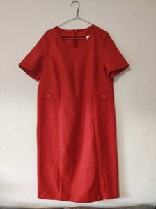 Damen Rotes Kleid mit kurzen Ärmeln – Größe 42