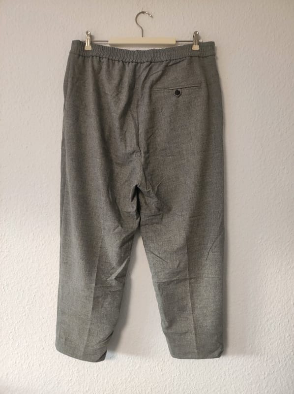 Hugo Boss Damen Graue Hose mit elastischem Bund – Größe 42 – Bild 2 von 5