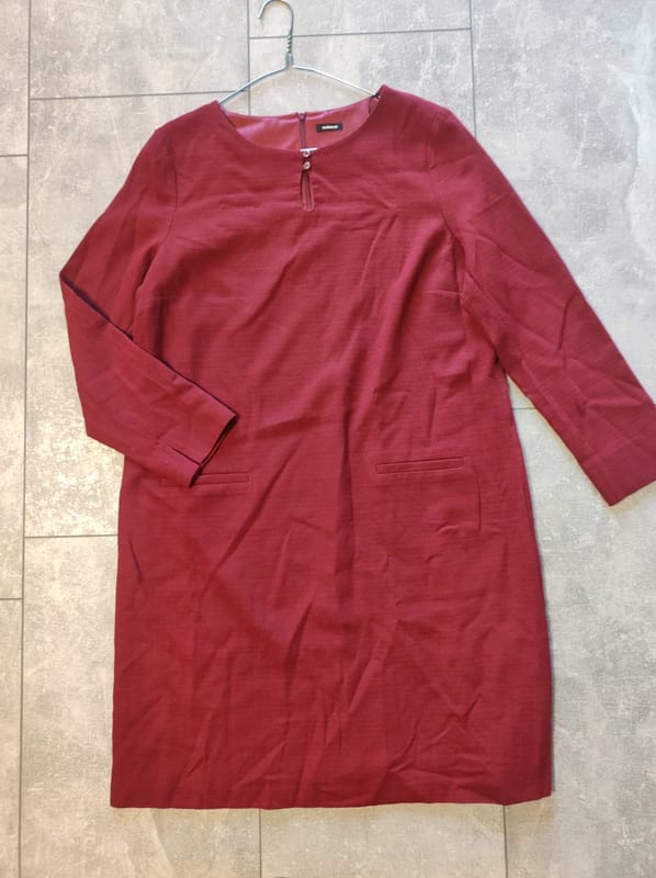 Damen Bordeauxrotes Kleid mit langen Ärmeln und Taschen – Größe 46 – Bild 4 von 6