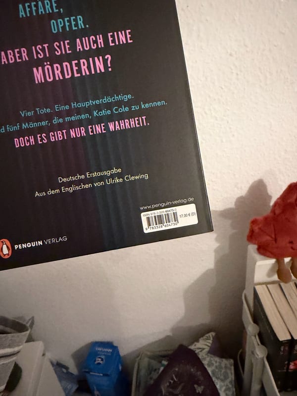 Sie war es. Sie war es nicht – Thriller, Buch – Bild 5 von 5