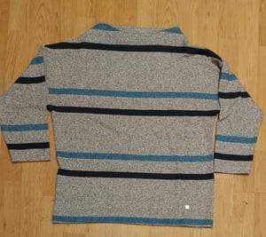 Damen Pullover mit Streifen in Grau, Blau und Schwarz – Größe S