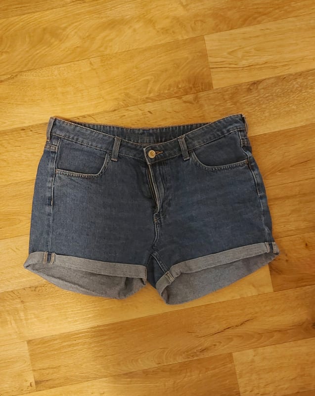Damen Jeansshorts mit Umschlag – Blau – Größe L