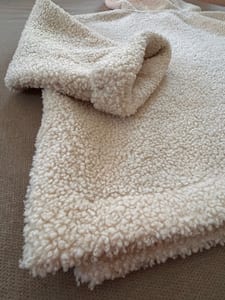 Damen Schöner Teddy Hoodie in Beige – Größe 36 – Bild 5 von 12