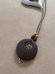 Damen Boho Halskette mit Holzornamente – Braun – Bild 5 von 9
