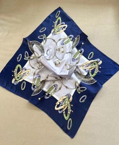 Damen Schal Halstuch Blau mit Design – Marineblau – Bild 3 von 10